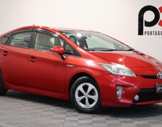 2014 Toyota Prius Climate control – Steering wheel controls image 321740