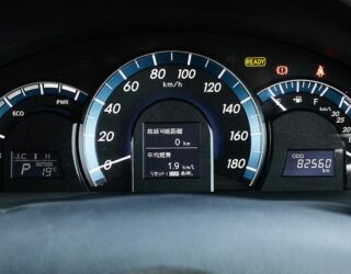 2013 Toyota Camry F hybrid , E seats, Push start image 322393